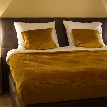 Bed And Breakfast Hans En Gridje Breda Exterior foto